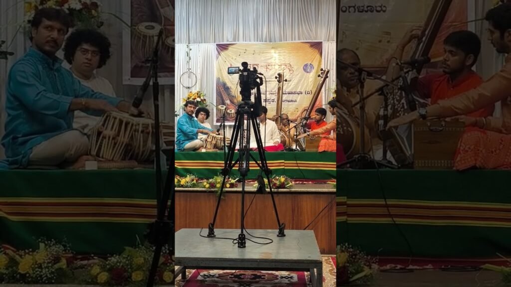 Aniruddh Aithal performing: Jya sukha karne dev vedavala
